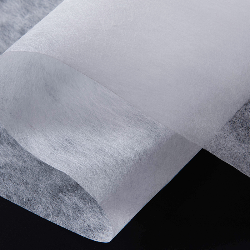 İşlemeli dokunmamış interlinat kumaş İşlemeli dokunmamış interlinat kumaş