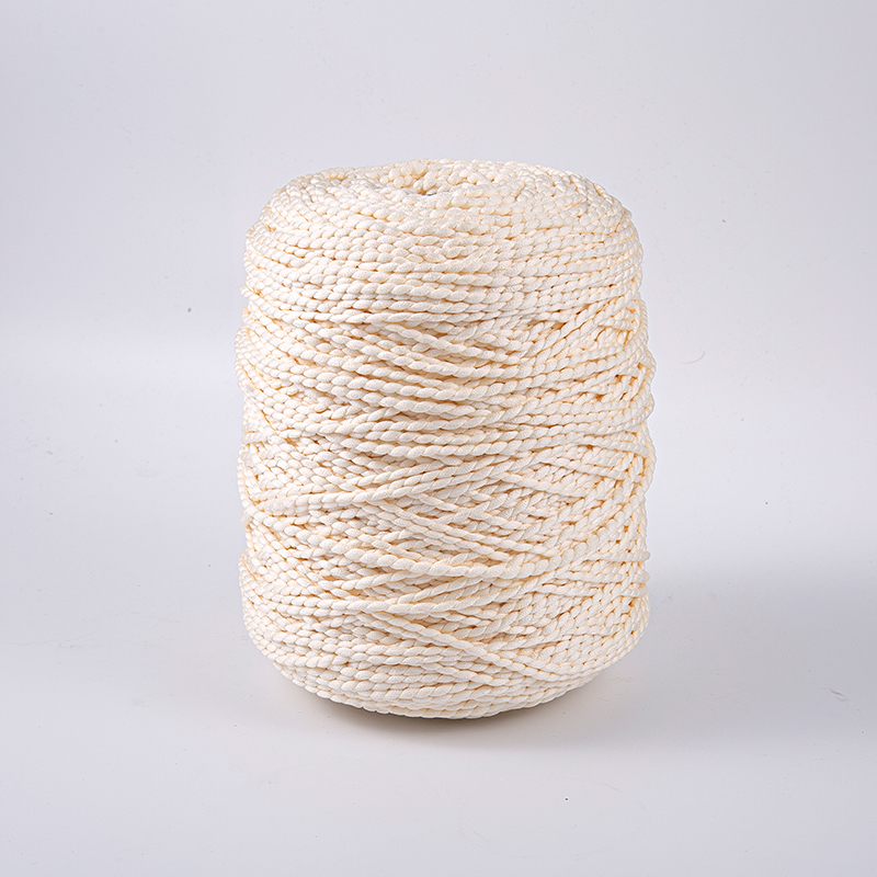 Kaba yün iplik polyester ipliği